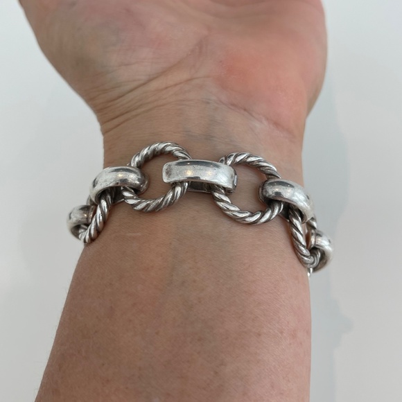 TIFFANY & CO STERLING SILVER BRACELET - Picture 4 of 16